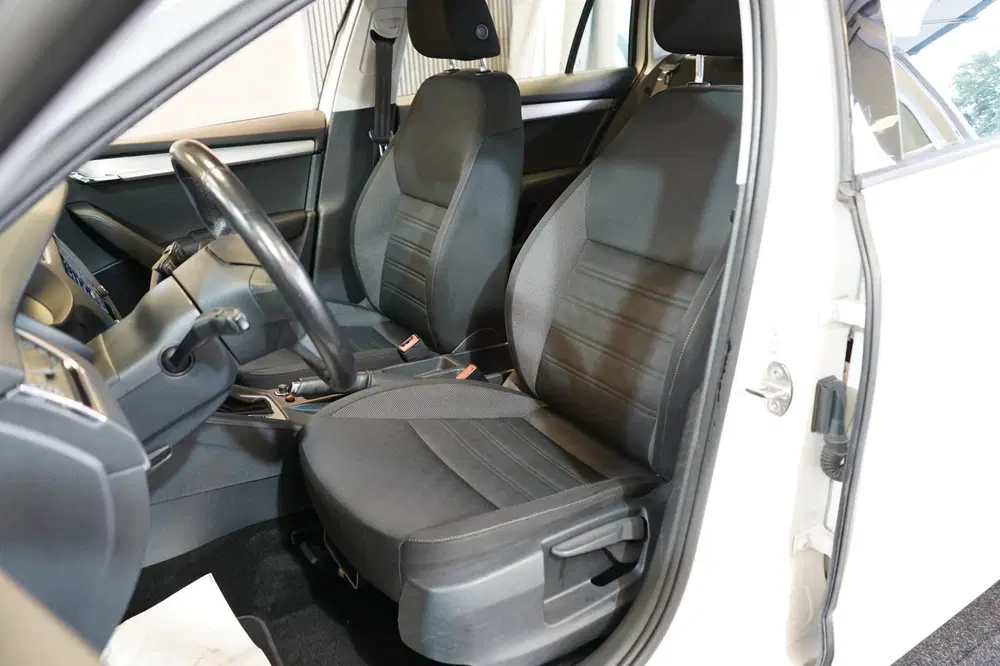 Skoda Octavia 1.0 TSI Greentech Ambition Business uit 2019, foto 13