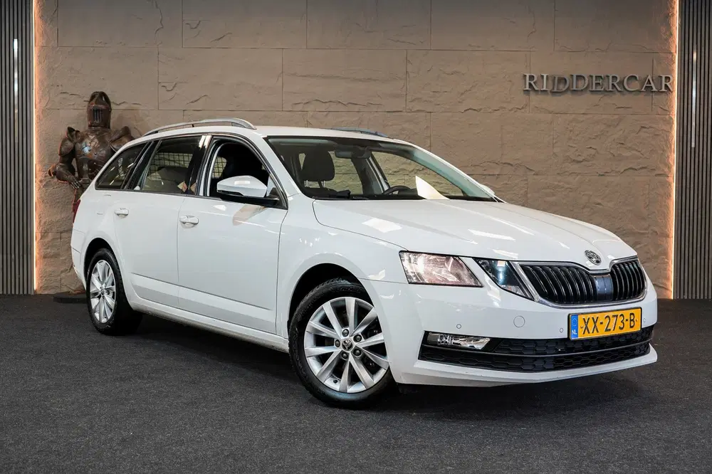 Skoda Octavia 1.0 TSI Greentech Ambition Business uit 2019, foto 3