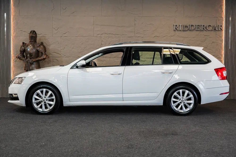 Skoda Octavia 1.0 TSI Greentech Ambition Business uit 2019, foto 8