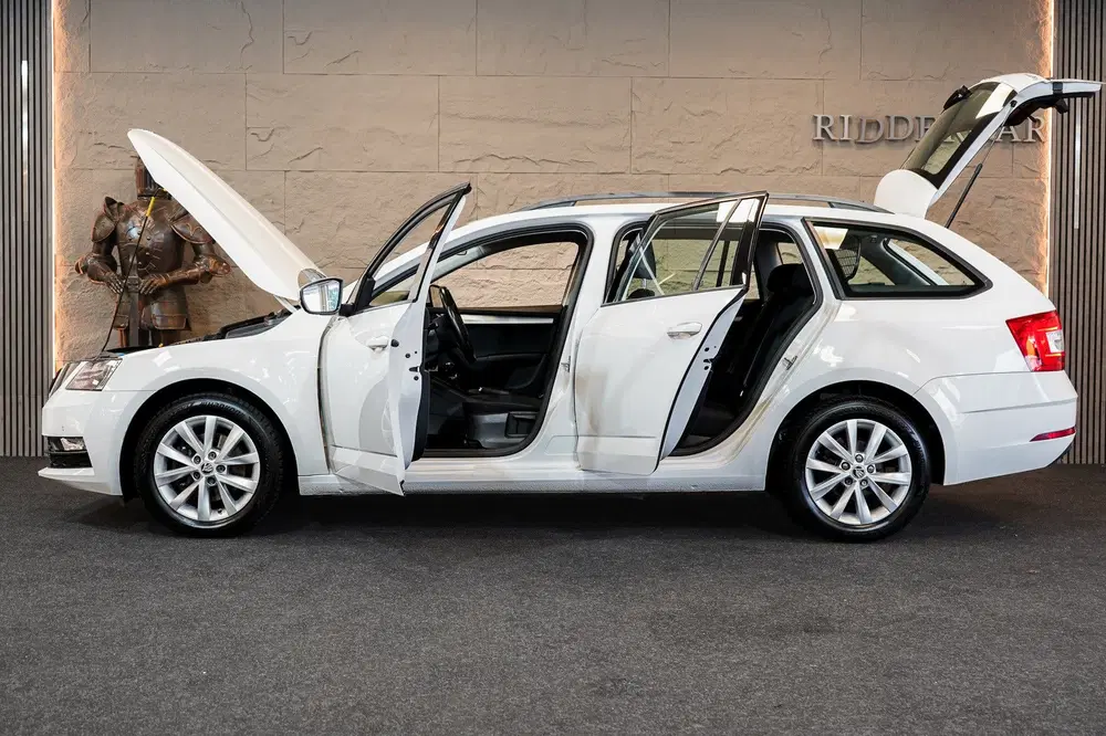 Skoda Octavia 1.0 TSI Greentech Ambition Business uit 2019, foto 9