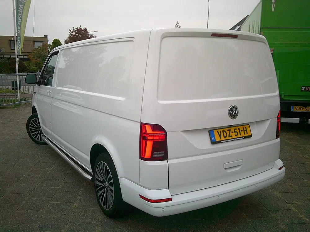 Volkswagen Transporter 2.0 TDI L2H1 28 Bulli VOORZIEN VAN AI uit 2020, foto 7