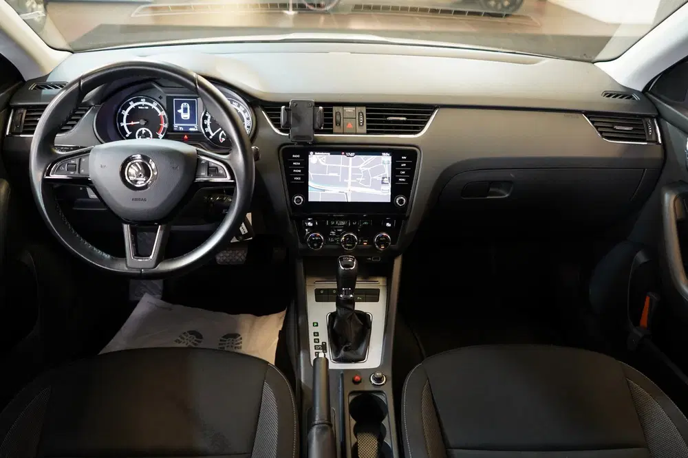 Skoda Octavia 1.5 TSI Greentech Sport Business uit 2019, foto 10