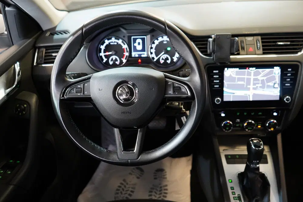 Skoda Octavia 1.5 TSI Greentech Sport Business uit 2019, foto 11