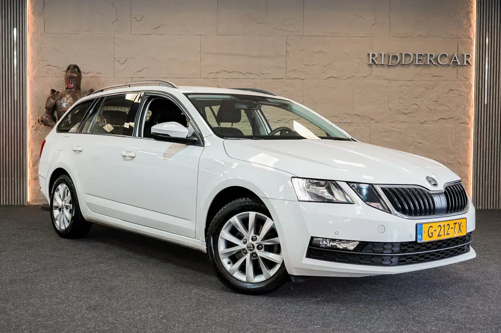 Skoda Octavia 1.5 TSI Greentech Sport Business uit 2019, foto 3