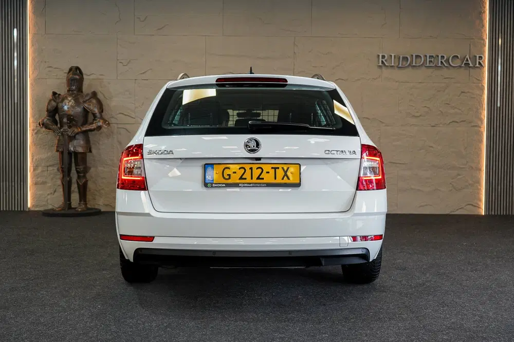 Skoda Octavia 1.5 TSI Greentech Sport Business uit 2019, foto 6