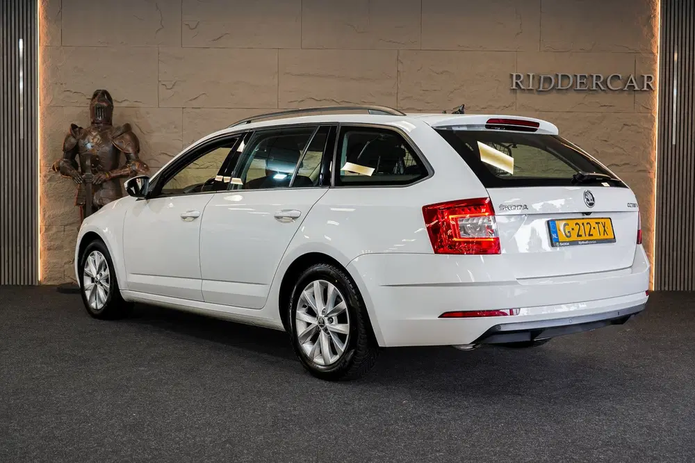 Skoda Octavia 1.5 TSI Greentech Sport Business uit 2019, foto 7