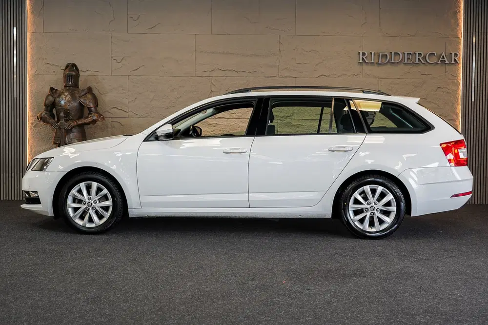 Skoda Octavia 1.5 TSI Greentech Sport Business uit 2019, foto 8