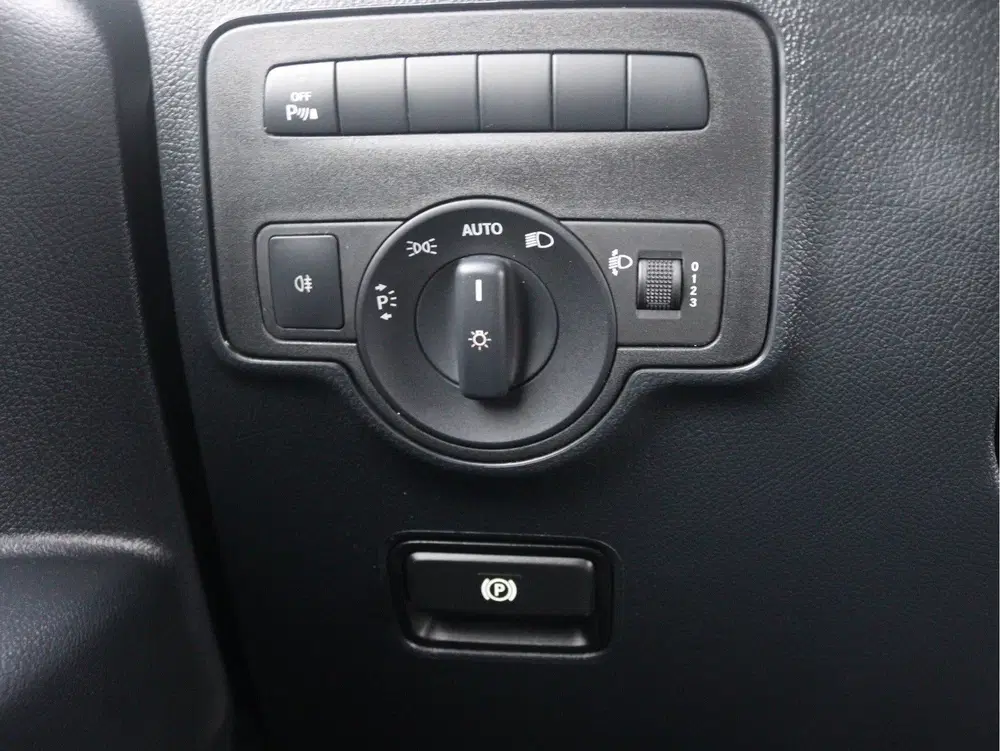 Mercedes-Benz Vito 114 CDI L3 uit 2023, foto 11