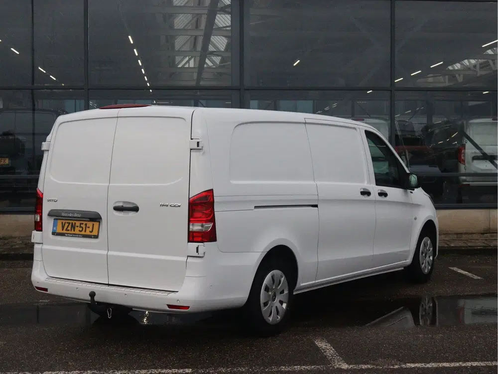 Mercedes-Benz Vito 114 CDI L3 uit 2023, foto 2