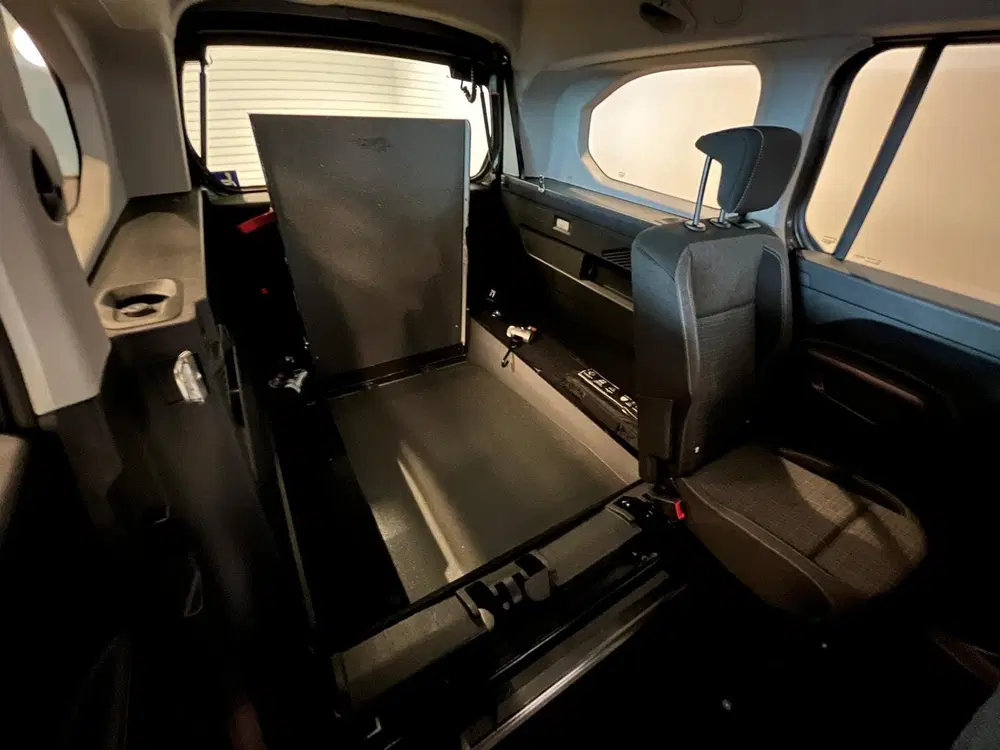 Peugeot Rifter L2 Rolstoelauto Automaat + Draaistoel Turn uit 2023, foto 5