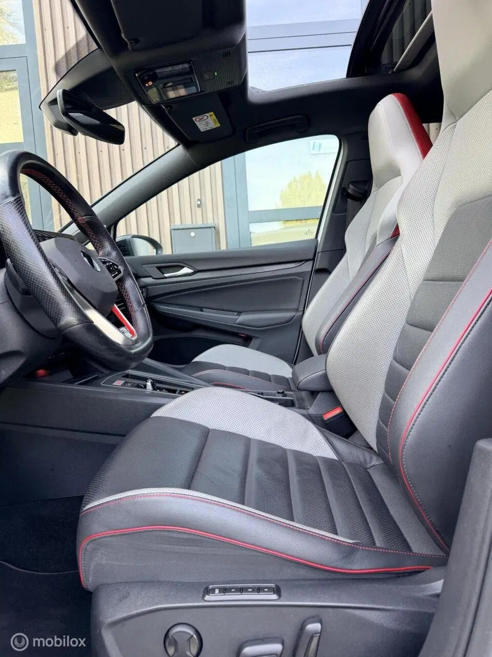 Volkswagen Golf 2.0 TSI GTI Clubsport PANO uit 2021, foto 12
