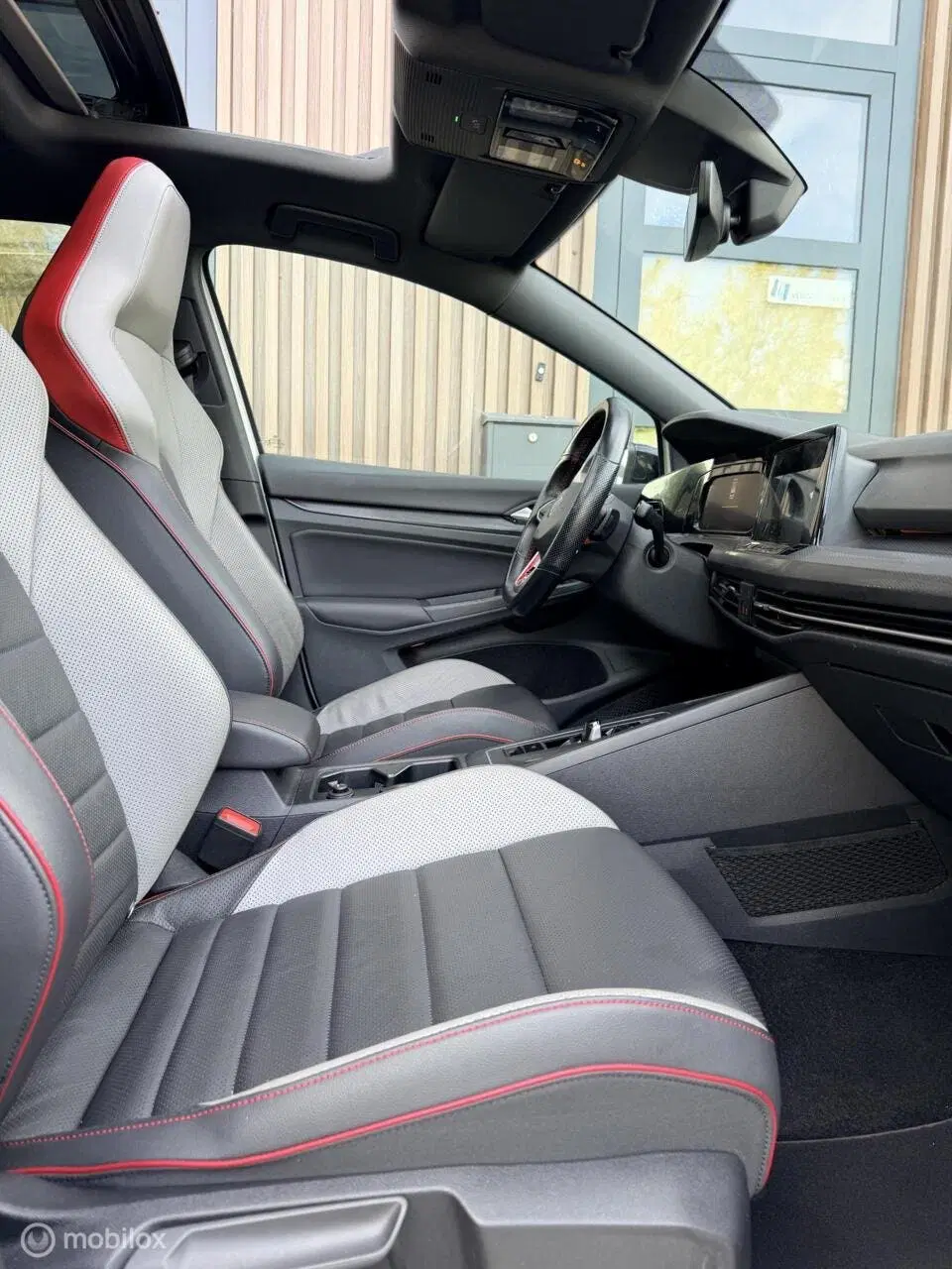 Volkswagen Golf 2.0 TSI GTI Clubsport PANO uit 2021, foto 13