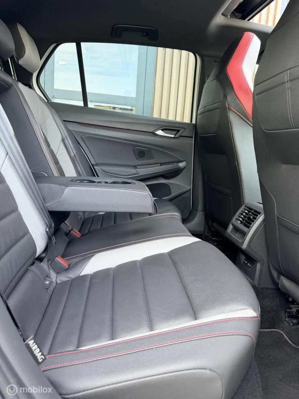 Volkswagen Golf 2.0 TSI GTI Clubsport PANO uit 2021, foto 15
