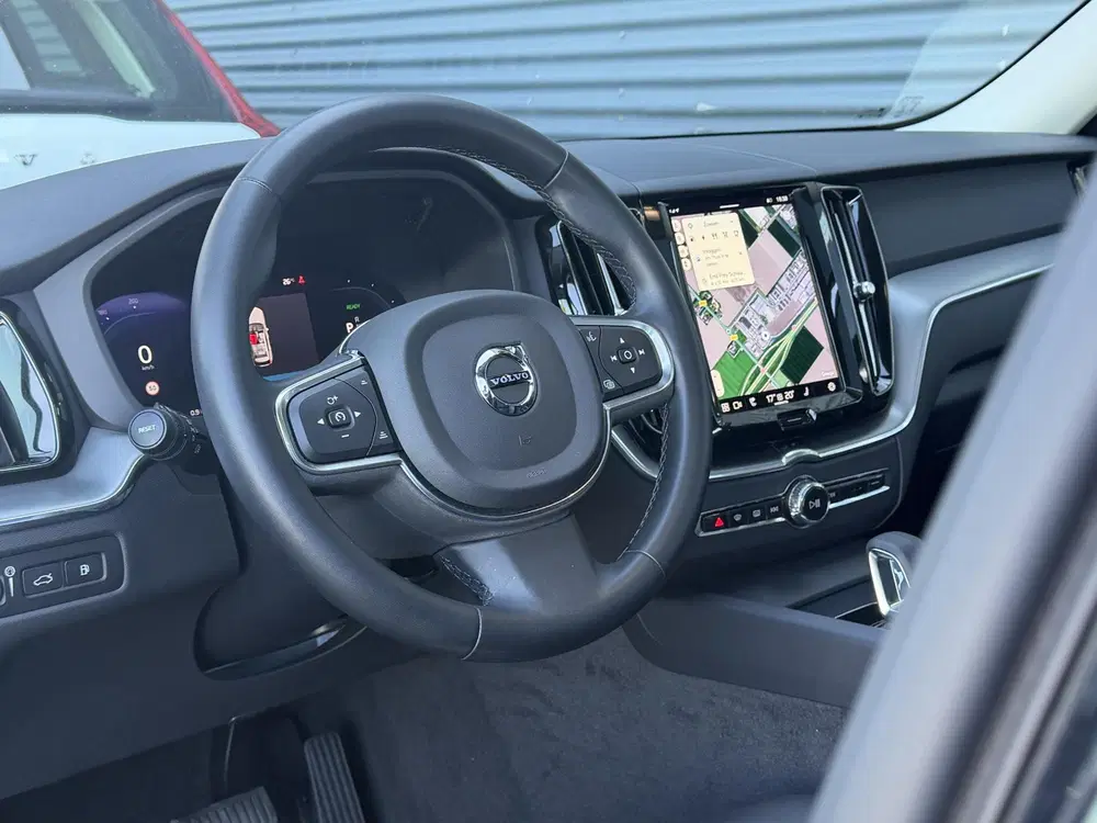 Volvo XC60 2.0 T8 Plug-in hybrid AWD Inscription uit 2022, foto 12