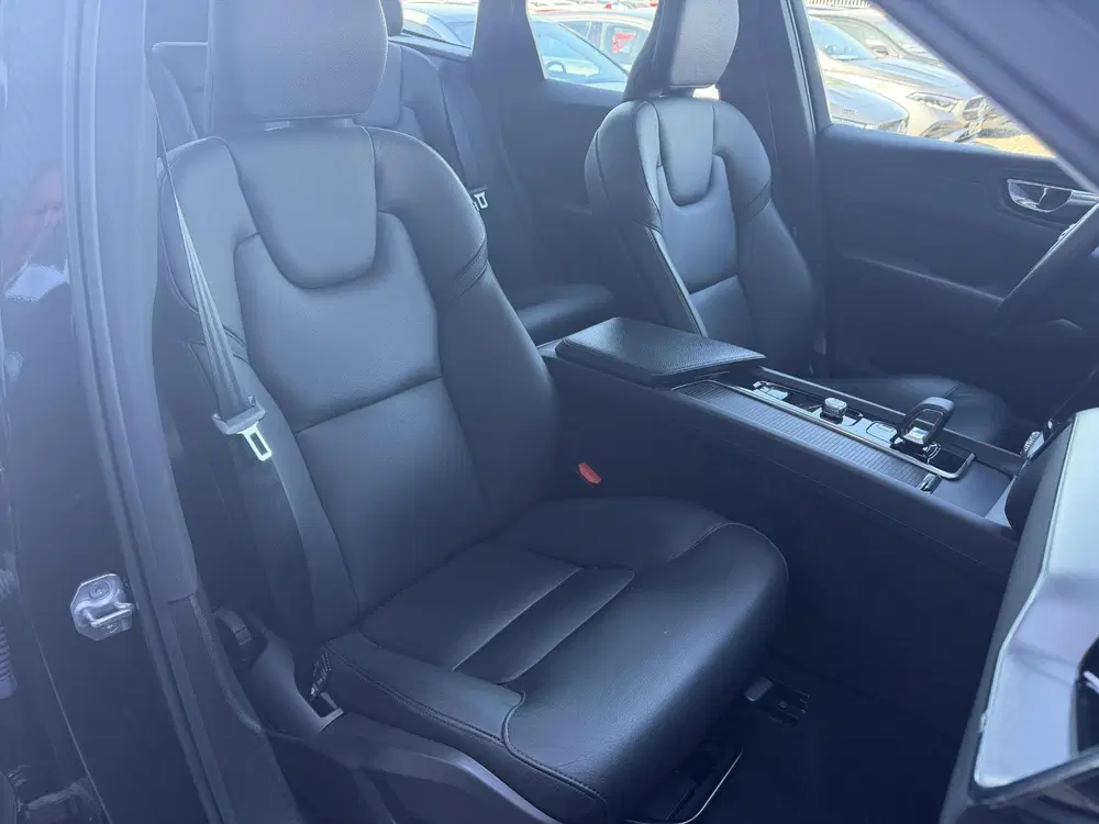 Volvo XC60 2.0 T8 Plug-in hybrid AWD Inscription uit 2022, foto 13
