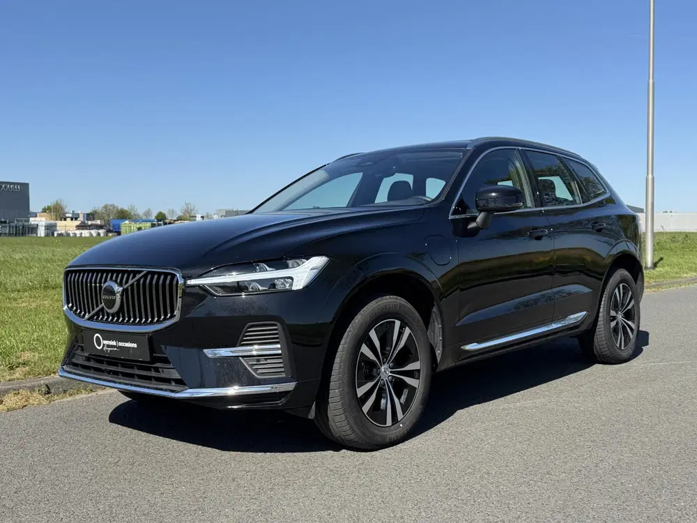Volvo XC60 2.0 T8 Plug-in hybrid AWD Inscription uit 2022, foto 2