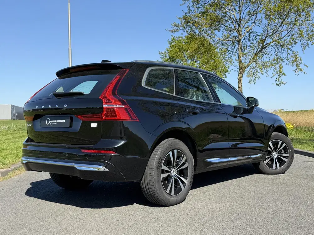 Volvo XC60 2.0 T8 Plug-in hybrid AWD Inscription uit 2022, foto 3