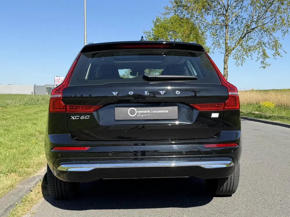 Volvo XC60 2.0 T8 Plug-in hybrid AWD Inscription uit 2022, foto 8