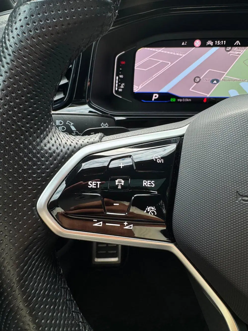Volkswagen T-Roc 1.5 TSI R-Line 3x R-Line Pano Keyless Trek uit 2022, foto 10