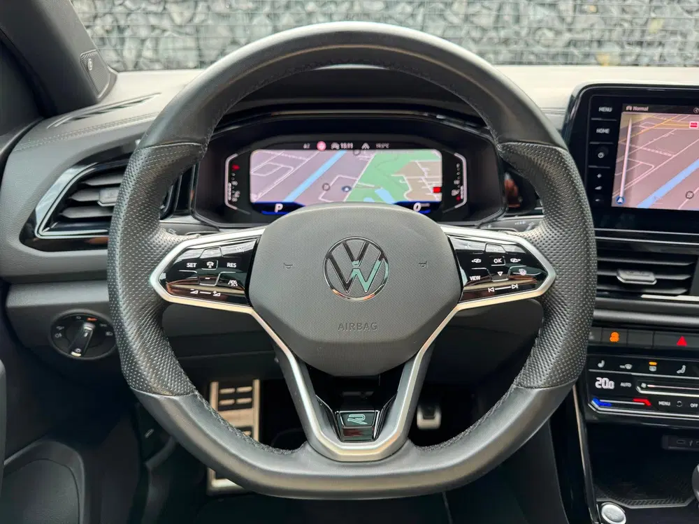 Volkswagen T-Roc 1.5 TSI R-Line 3x R-Line Pano Keyless Trek uit 2022, foto 9