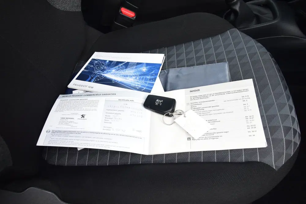 Peugeot 108 1.0 e-VTi Active Airco Audio uit 2022, foto 13