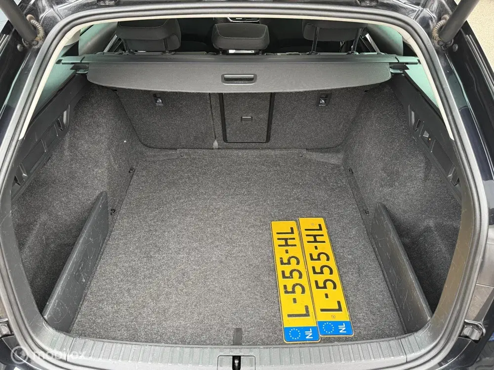 Skoda Octavia 1.0 TSI Business Edition Plus Pano Trekh uit 2021, foto 8