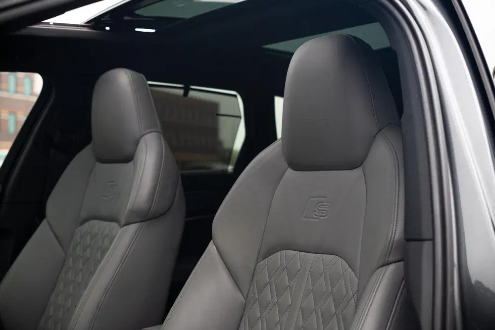 Audi A6 55 quattro TFSI 340PK uit 2022, foto 7