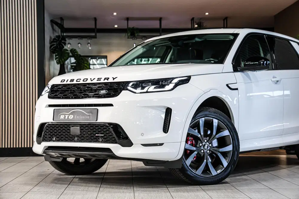 Land Rover Discovery Sport P300e 1.5 R-Dynamic HSE uit 2023, foto 6