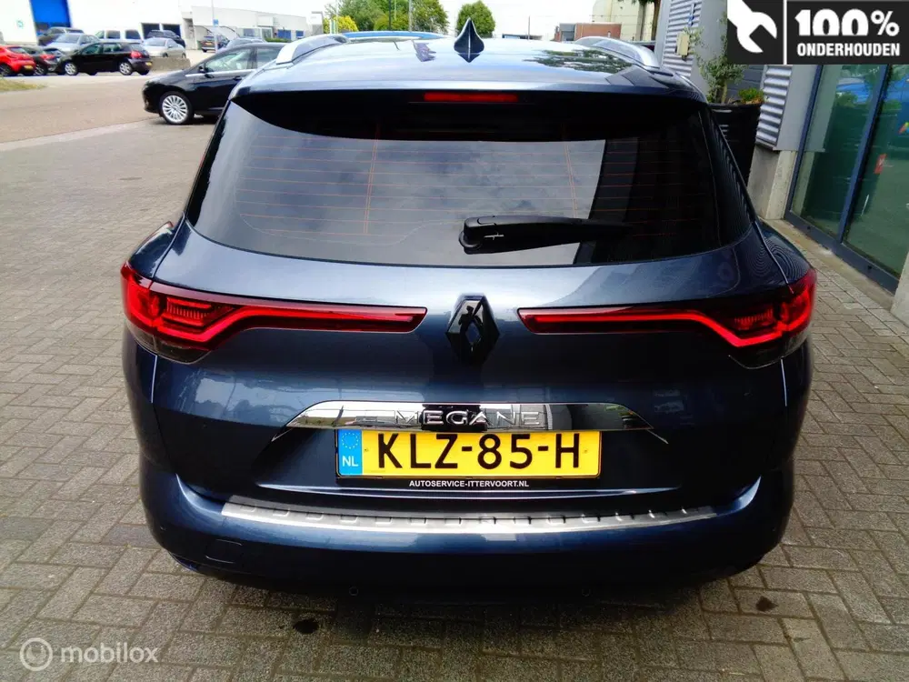 Renault Megane 1.6 E-Tech Plug-In Hybrid Intens uit 2021, foto 4