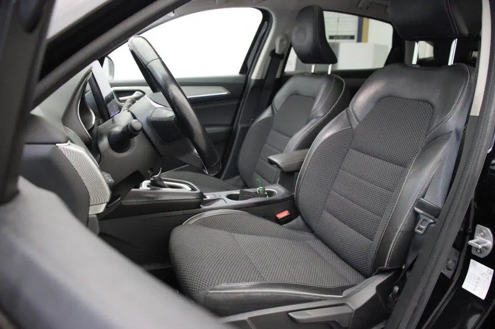 Renault Arkana 1.6 E-Tech Hybrid 145 Intens uit 2022, foto 10