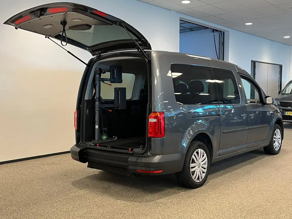 Volkswagen Caddy Maxi Rolstoelauto 5+1 incl bodyguard + lie uit 2019, foto 8