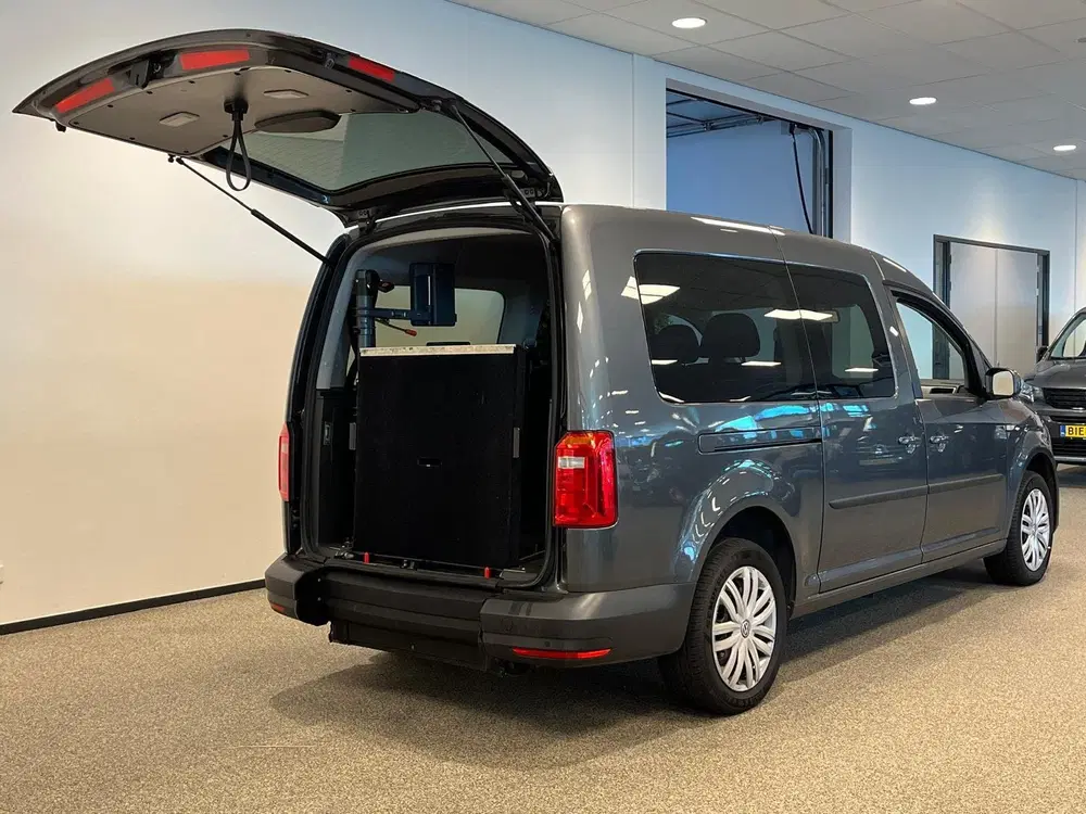 Volkswagen Caddy Maxi Rolstoelauto 5+1 incl bodyguard + lie uit 2019, foto 9