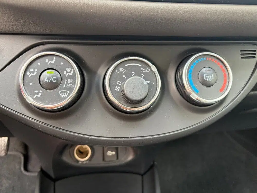 Toyota Yaris 1.0 VVT-i Connect l Garantie l Airco l lic uit 2020, foto 15