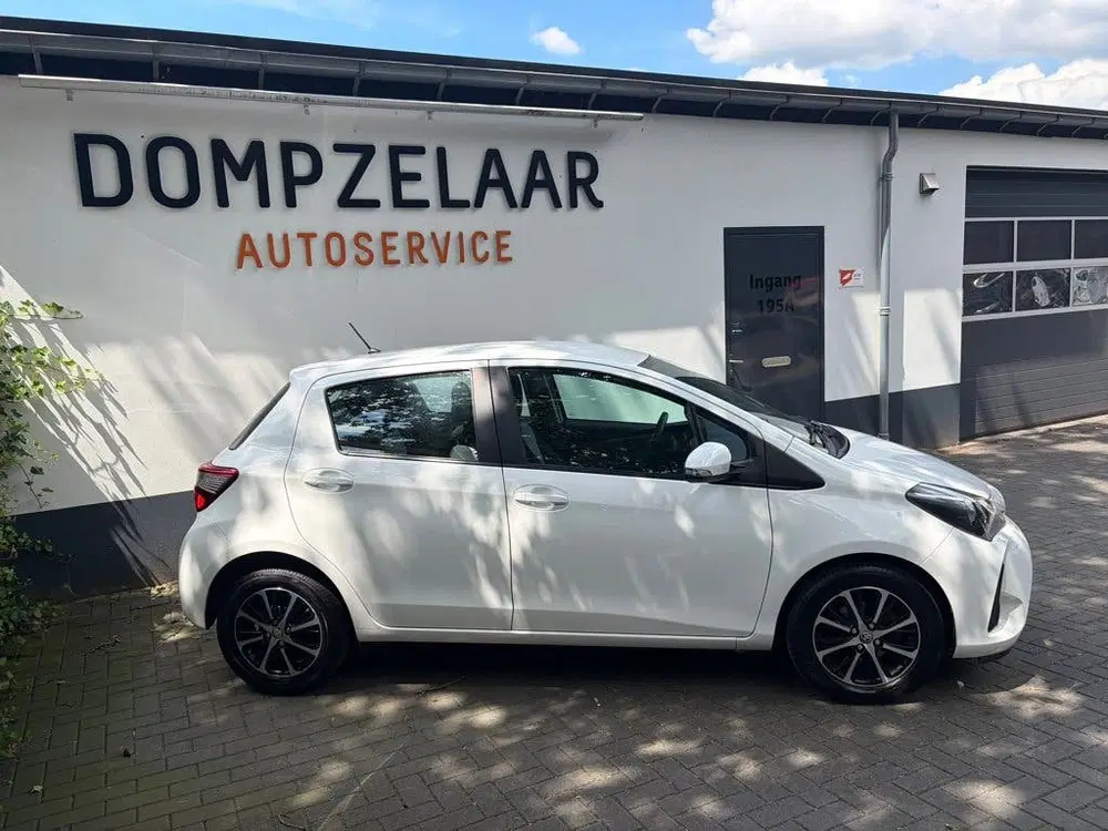 Toyota Yaris 1.0 VVT-i Connect l Garantie l Airco l lic uit 2020, foto 4