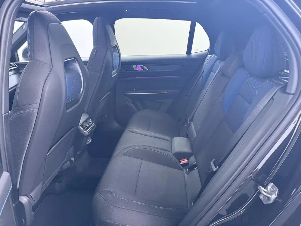 Lynk & Co 01 1.5 PHEV Black Edition Donkere hemel ACC uit 2023, foto 7