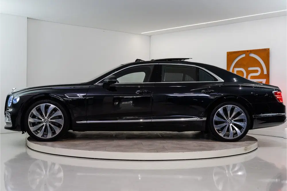Bentley Flying Spur 2.9 V6 Hybrid Mulliner 544PK uit 2023, foto 2