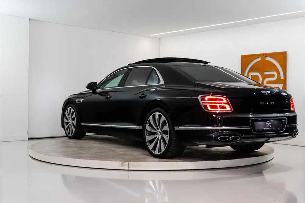Bentley Flying Spur 2.9 V6 Hybrid Mulliner 544PK uit 2023, foto 3