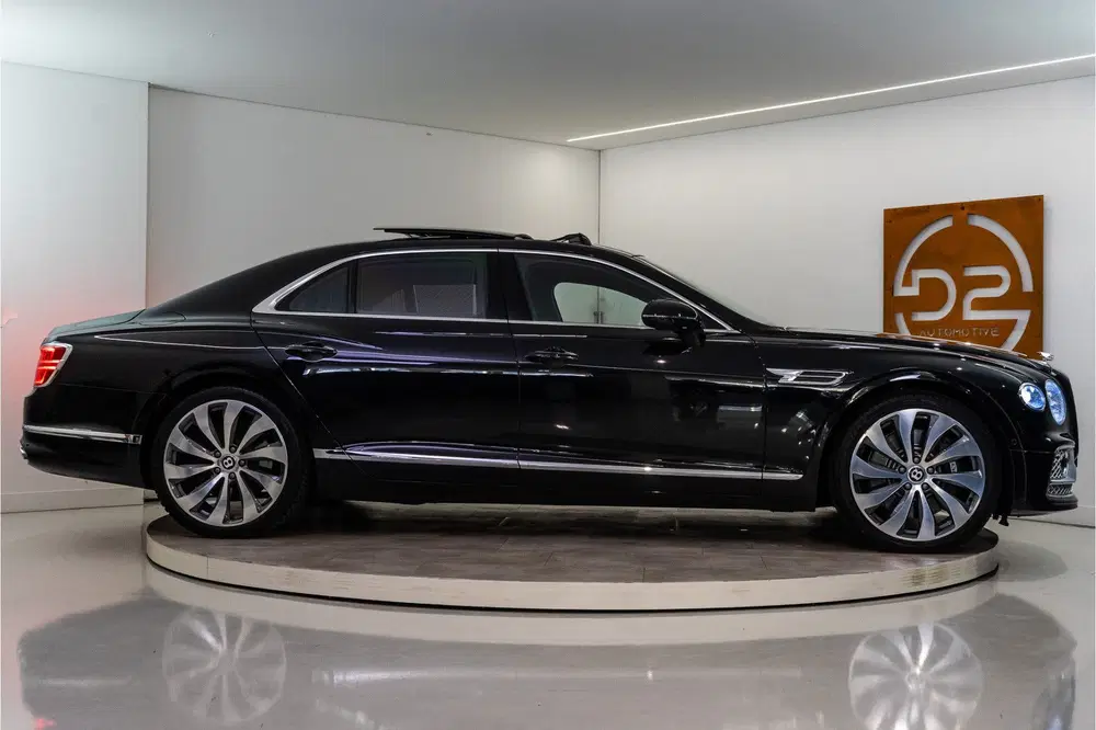 Bentley Flying Spur 2.9 V6 Hybrid Mulliner 544PK uit 2023, foto 6