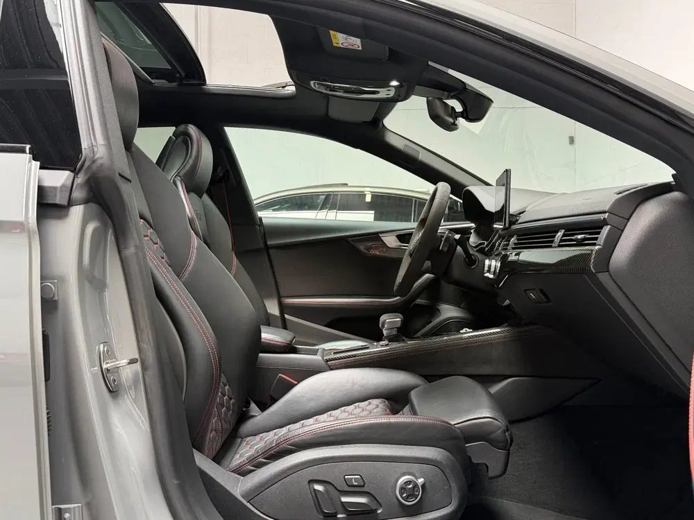 Audi RS5 2.9 TFSI QUATTRO 450PK uit 2021, foto 8