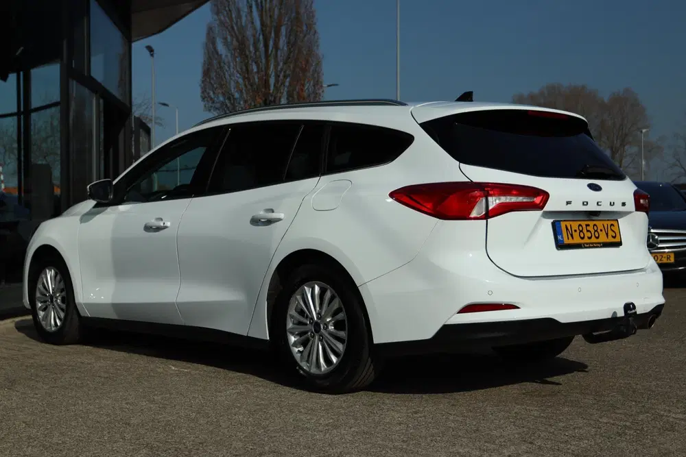 Ford Focus 1.0 E.B AUTOMAAT TITANIUM X ELEK. TREKHAAK uit 2022, foto 11