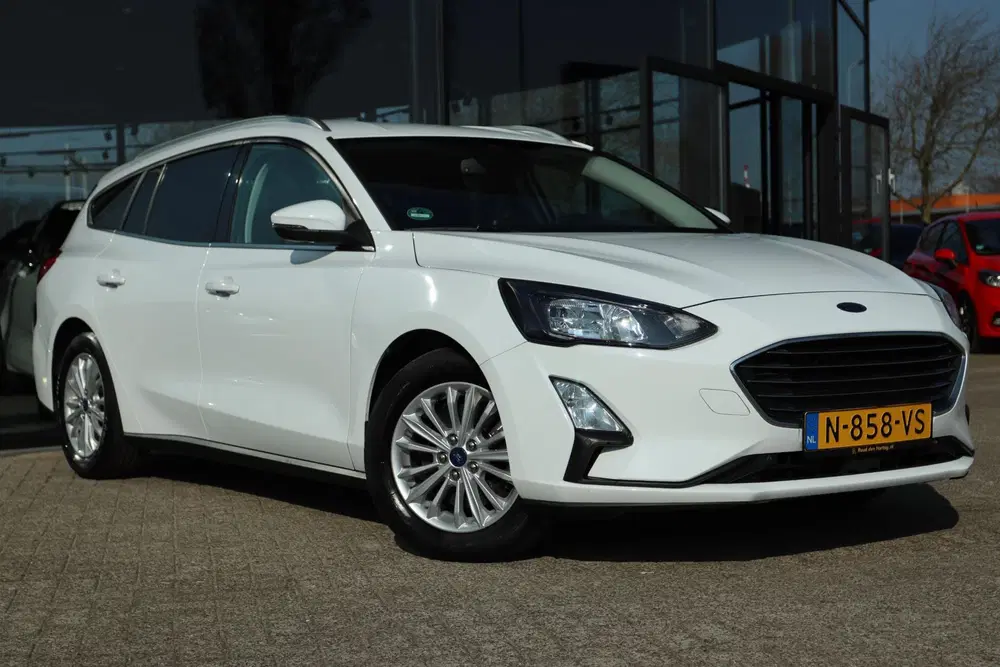 Ford Focus 1.0 E.B AUTOMAAT TITANIUM X ELEK. TREKHAAK uit 2022, foto 8