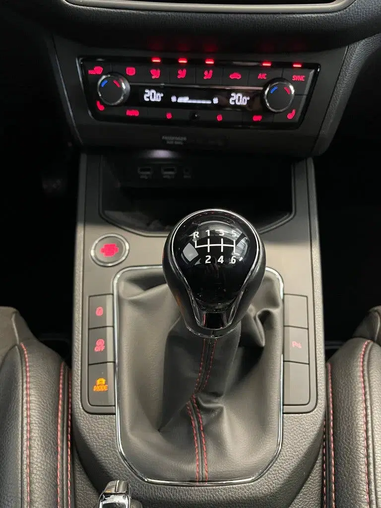 SEAT Ibiza FR 115PK uit 2019, foto 14