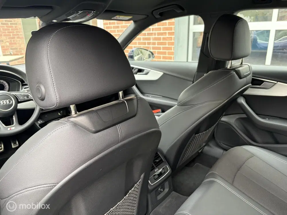 Audi A4 A4 Avant 35 TFSI S-line uit 2022, foto 8