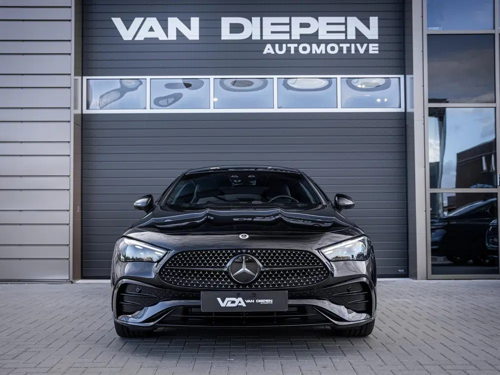 Mercedes-Benz CLE CLE Coupé 300 e AMG Line uit 2024, foto 3