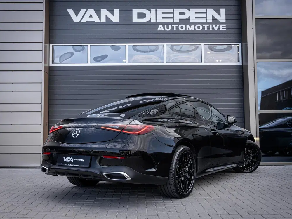 Mercedes-Benz CLE CLE Coupé 300 e AMG Line uit 2024, foto 6