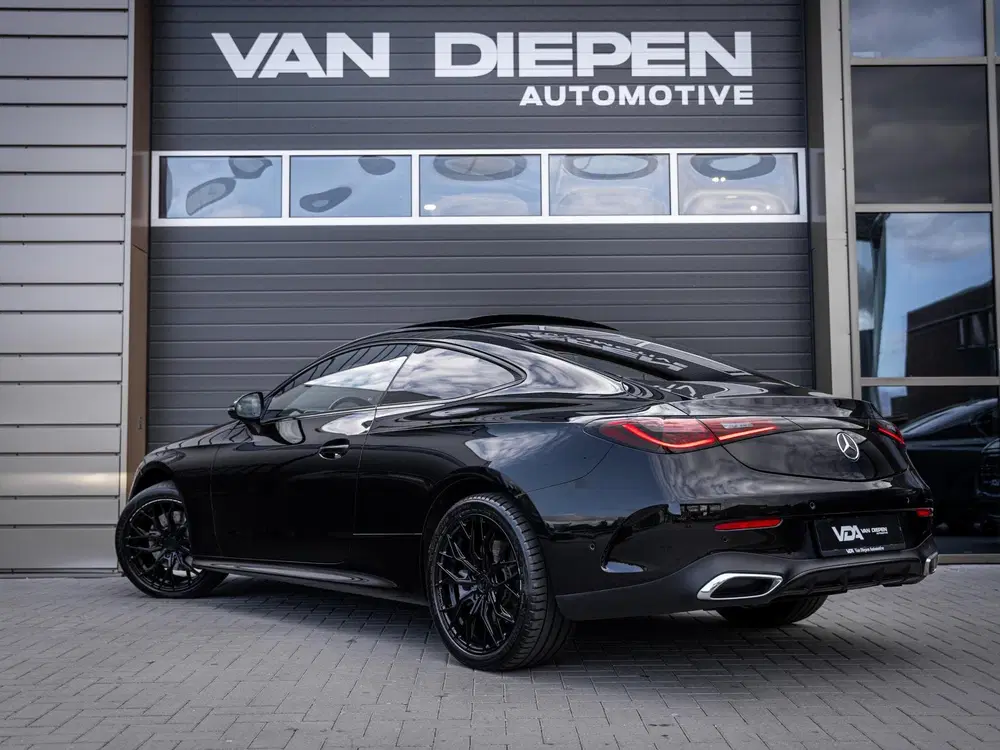 Mercedes-Benz CLE CLE Coupé 300 e AMG Line uit 2024, foto 8