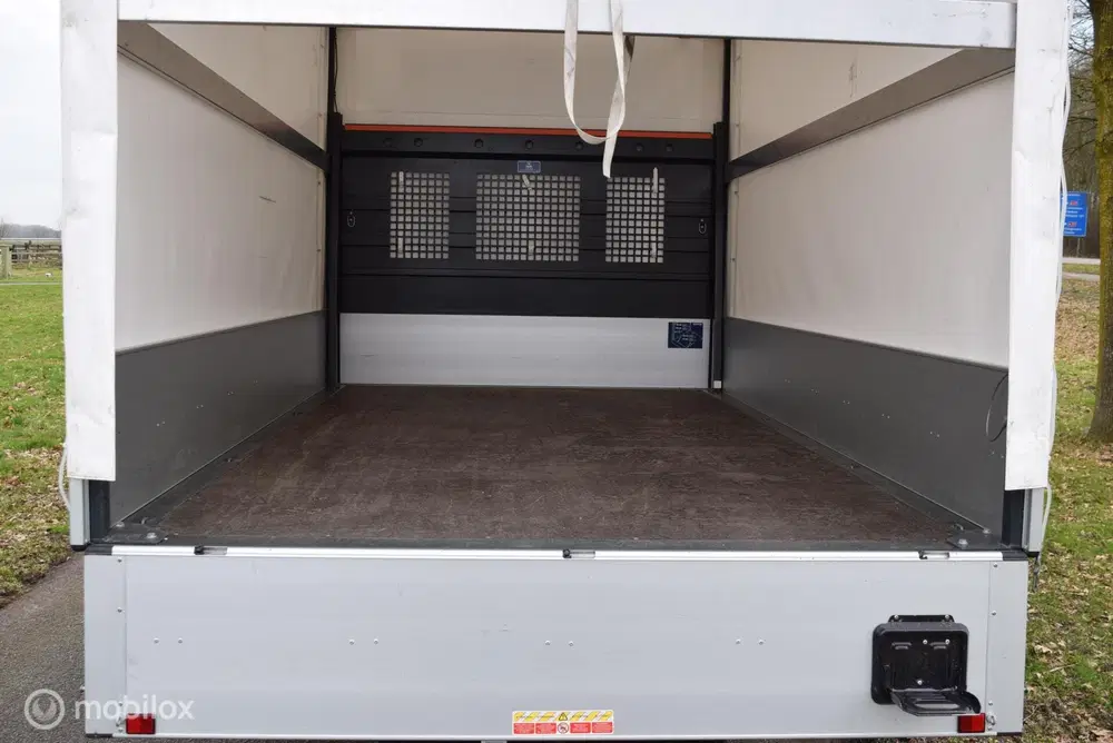 Iveco Daily 35S18D 3.0 180pk uit 2023, foto 10