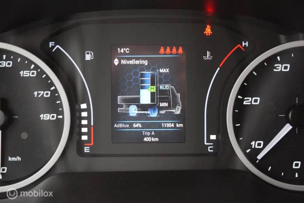 Iveco Daily 35S18D 3.0 180pk uit 2023, foto 15