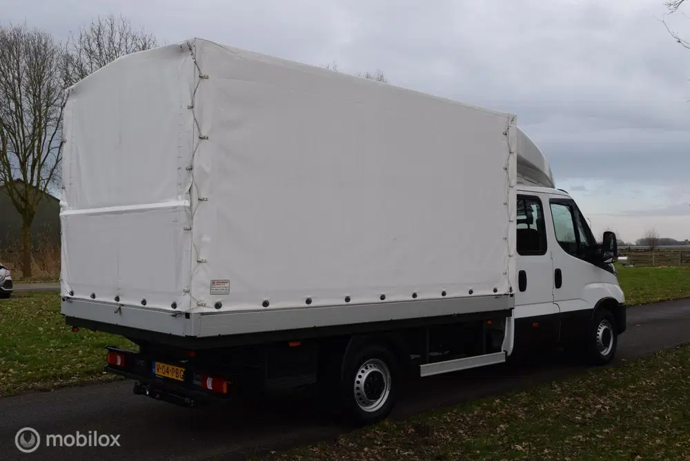 Iveco Daily 35S18D 3.0 180pk uit 2023, foto 4
