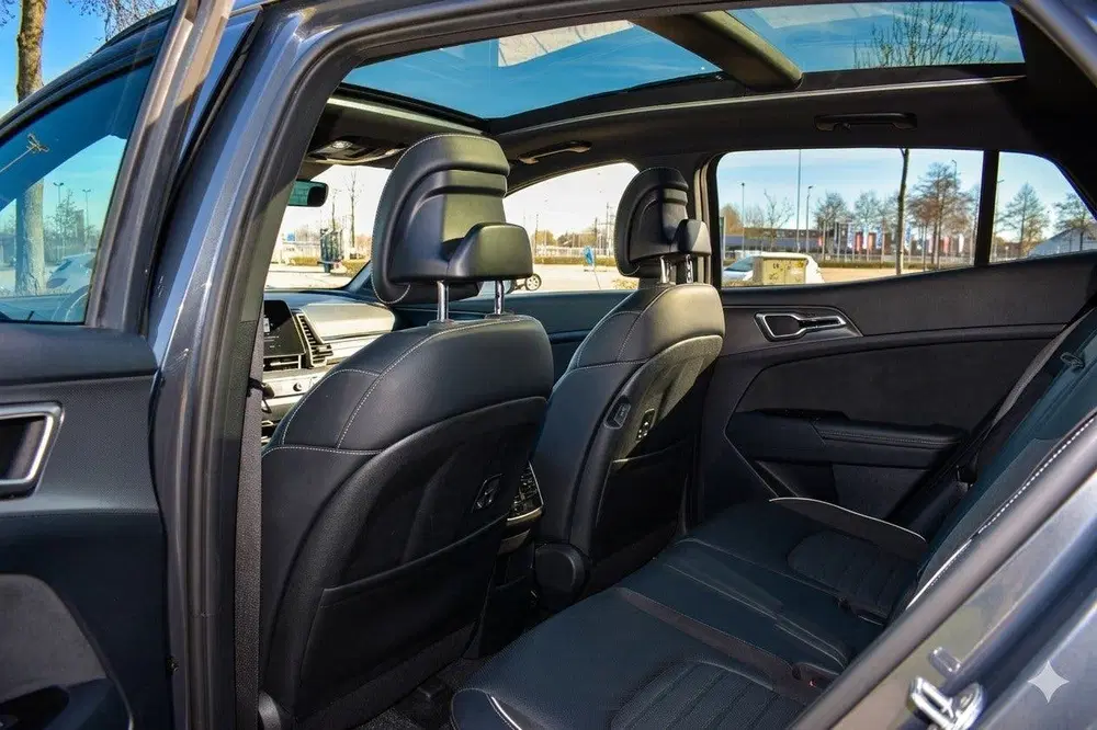 Kia Sportage 1.6 T-GDi Plug-in Hybrid AWD GT-PlusLine uit 2022, foto 12